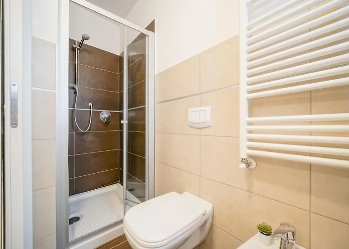 Gemini House On アパート