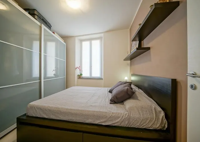 Gemini House On * Mandello del Lario